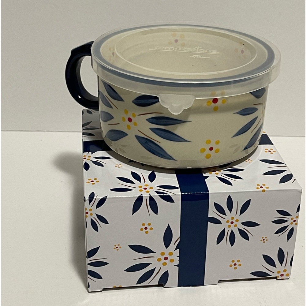 Temp-tations  Mug/Soup Crock or Bowl and Plastic Cover New in Box